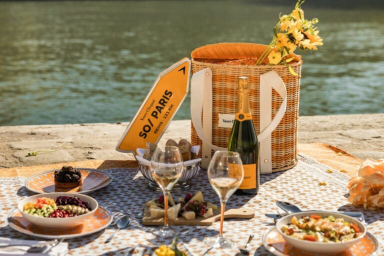 picnic by veuve clicquot