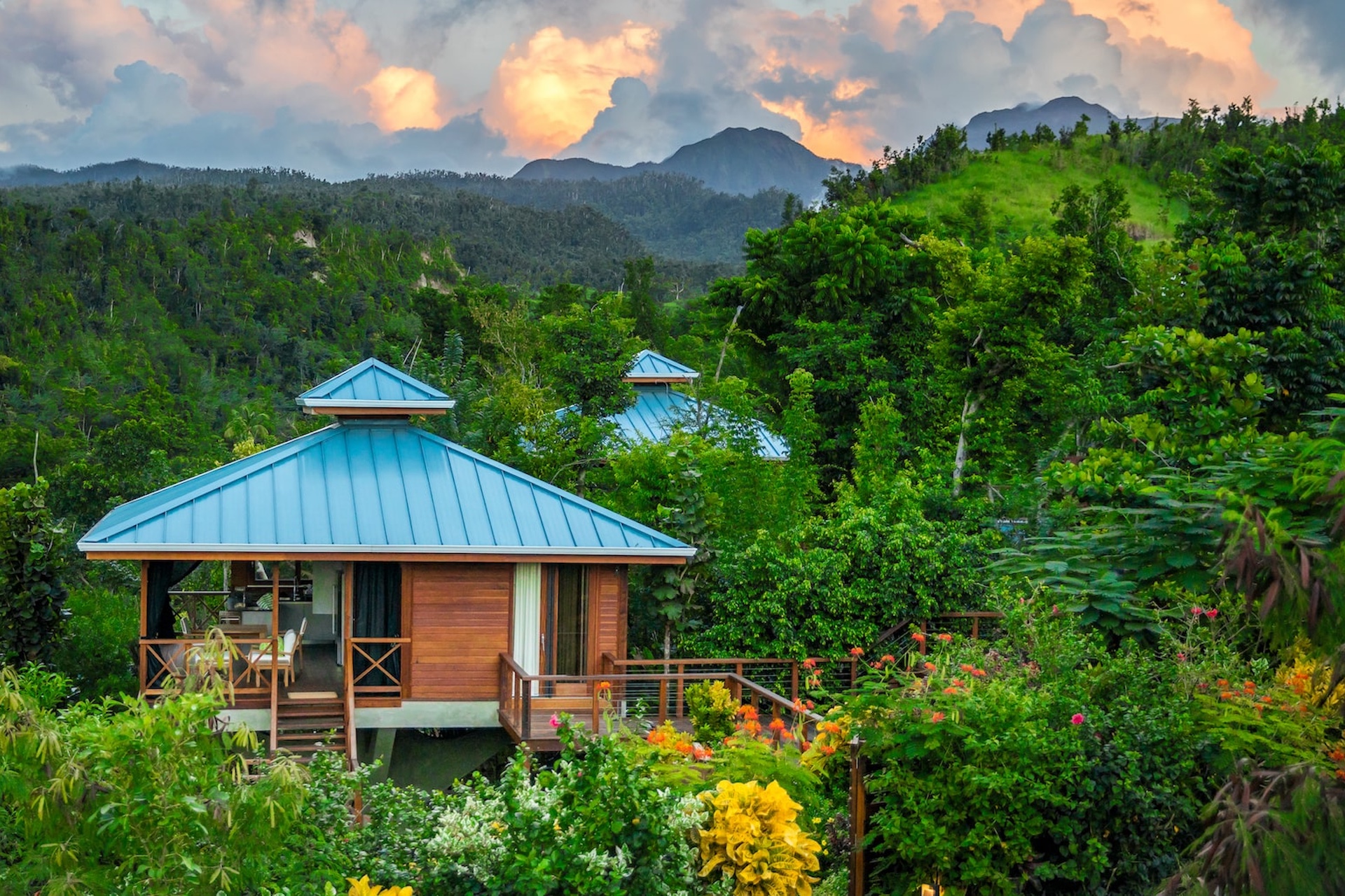 villa ylang ylang de secret bay à découvrir lors d'un voyage en dominique