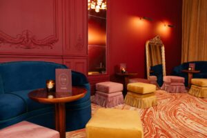 clos paris
