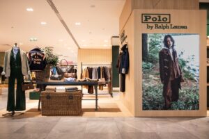 mise en scène de l'expérience Ralph Lauren aux Galeries Lafayette