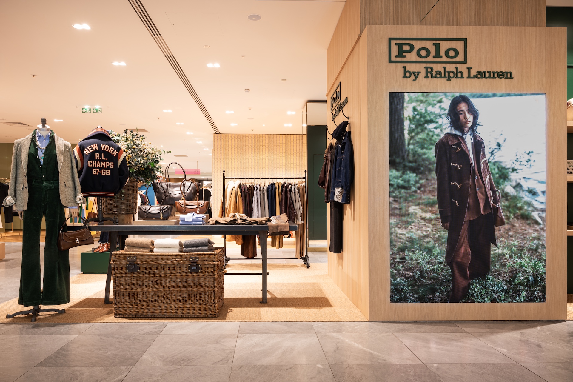 mise en scène de l'expérience Ralph Lauren aux Galeries Lafayette
